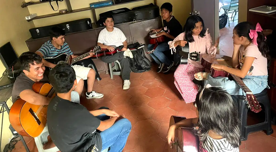 DRIM International impulsa el talento juvenil con taller de música gratuito