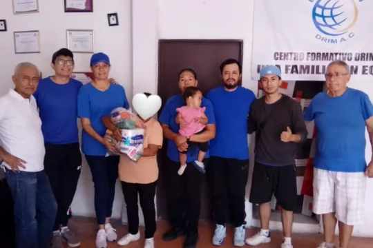 Centro Formativo DRIM conmemora el Día del Maestro con impacto social y la entrega de la despensa 432