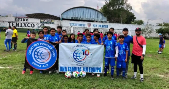 El Centro Formativo DRIM A.C. hizo su presentación oficial en el Torneo Temixco Kids 2026, destacando con su categoría 2013-2014 durante la ceremonia de inauguración en el Estadio Ejidal "Salvador Cisneros". Fieles a su filosofía formativa, los jugadores y cuerpo técnico reafirmaron su compromiso de representar los valores de honestidad, respeto y juego limpio en esta competencia.