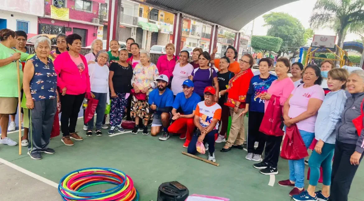Centro Formativo DRIM recuerda su compromiso histórico con el grupo de adultos mayores Sueños de Plata en el Miércoles de Memorias